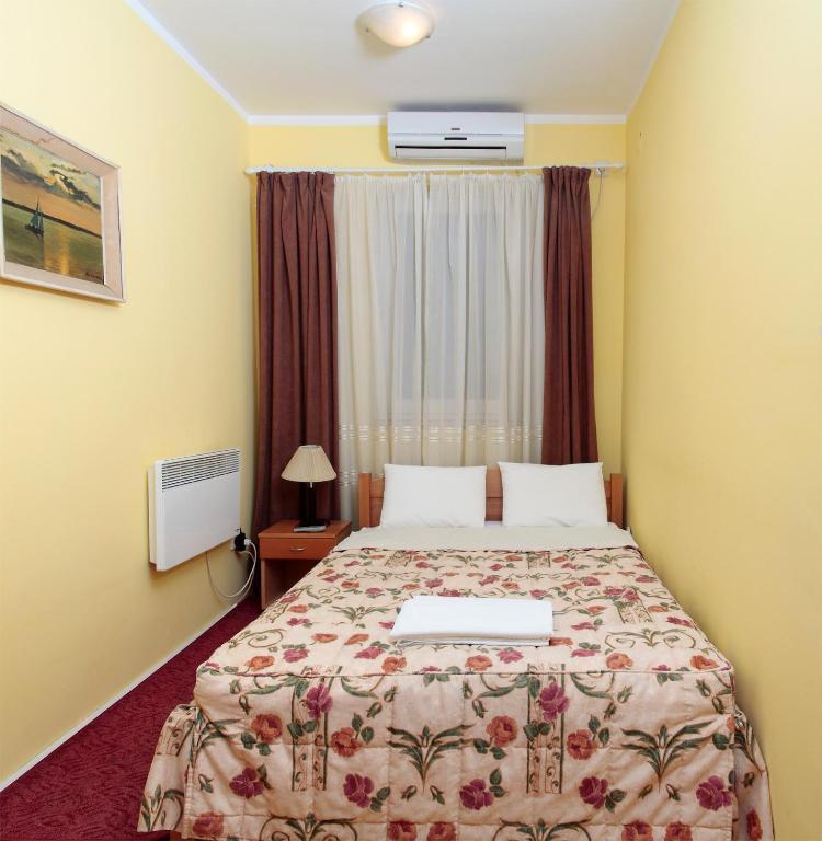 Villa Elena Belgrade Room photo