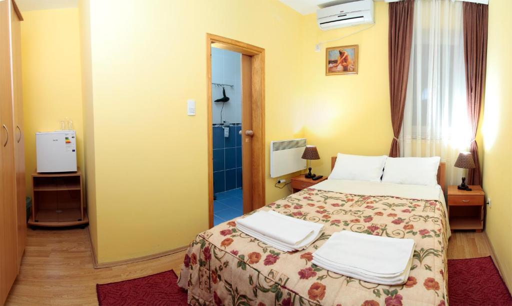 Villa Elena Belgrade Room photo